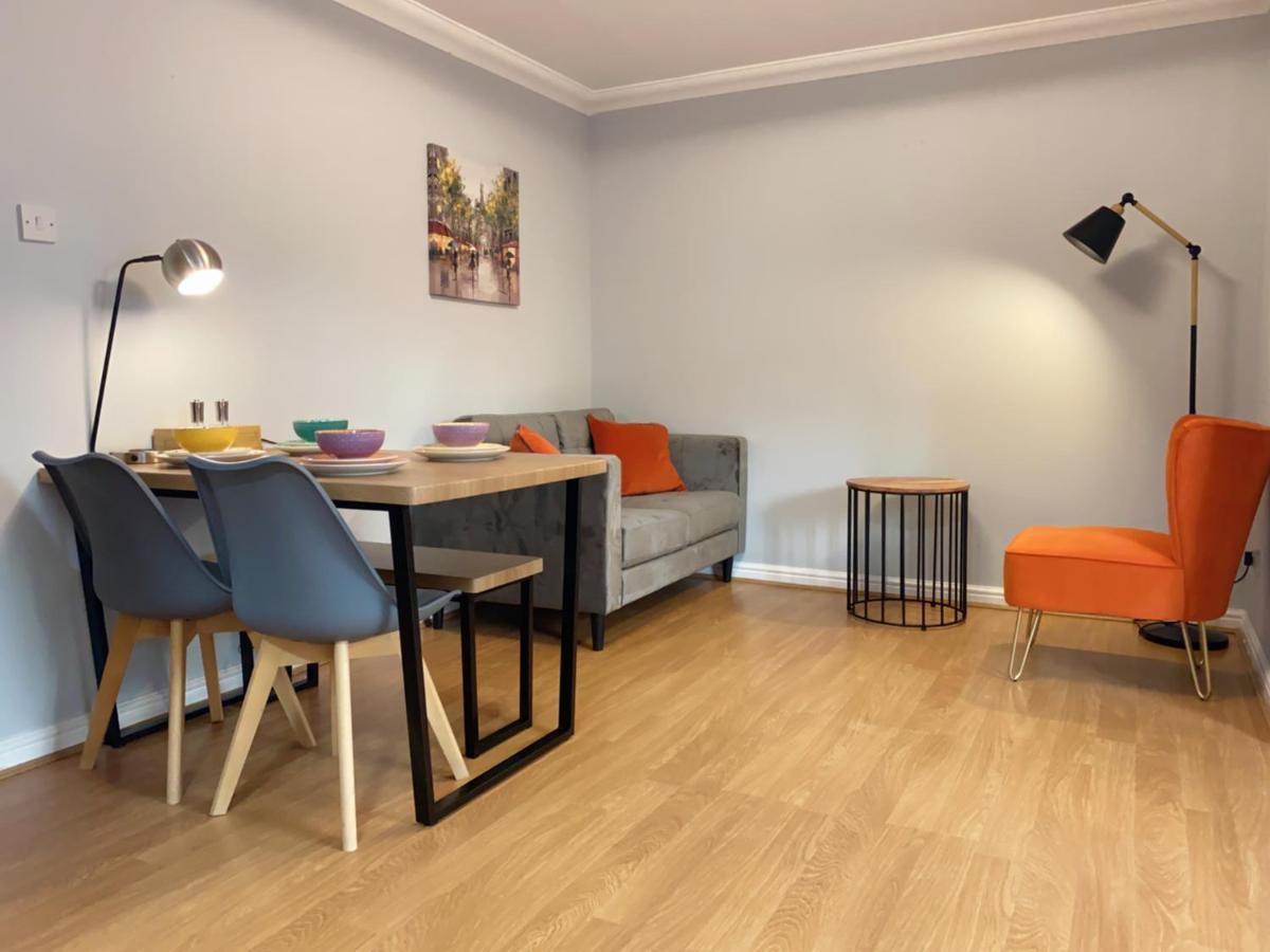 Private Main Door Lovely 2 Bedroom Apartment 에든버러 외부 사진